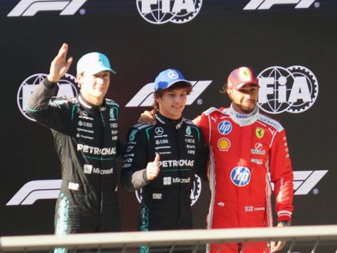 George Russell, Kimi Antonelli and Lewis Hamilton together after 2026 Chinese Grand Prix qualifying